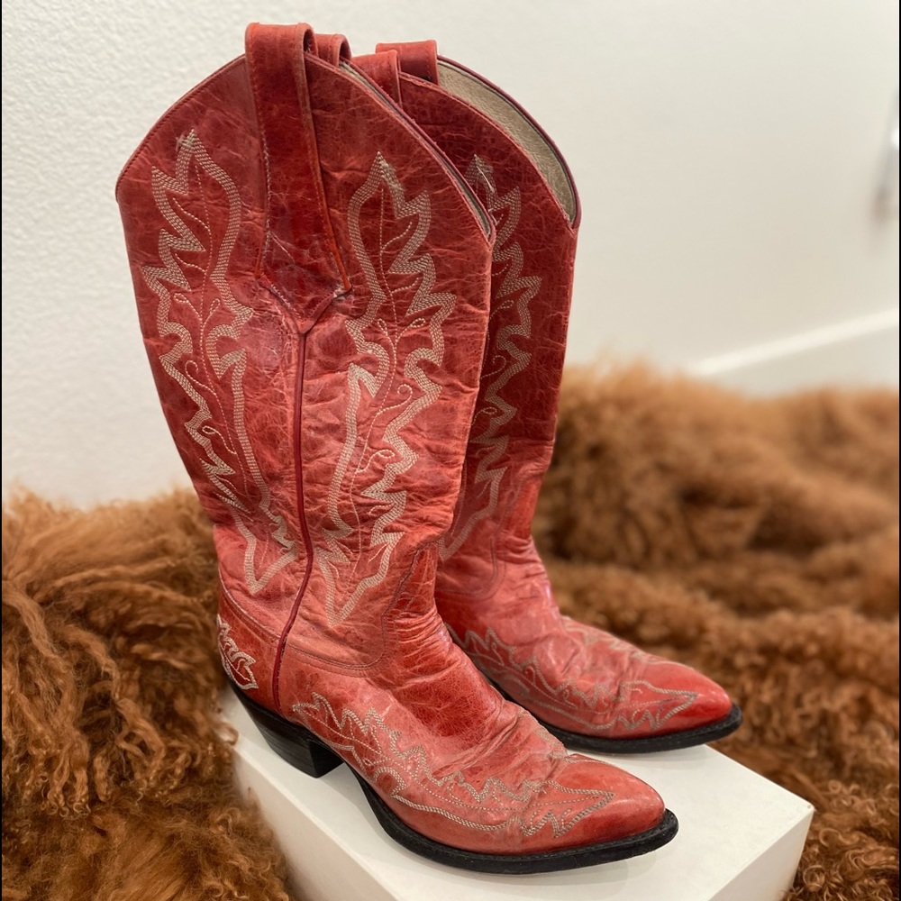Vintage cowgirl boots